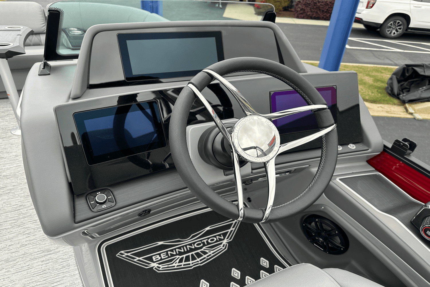 2025 Bennington 23 RFB Image Thumbnail #13