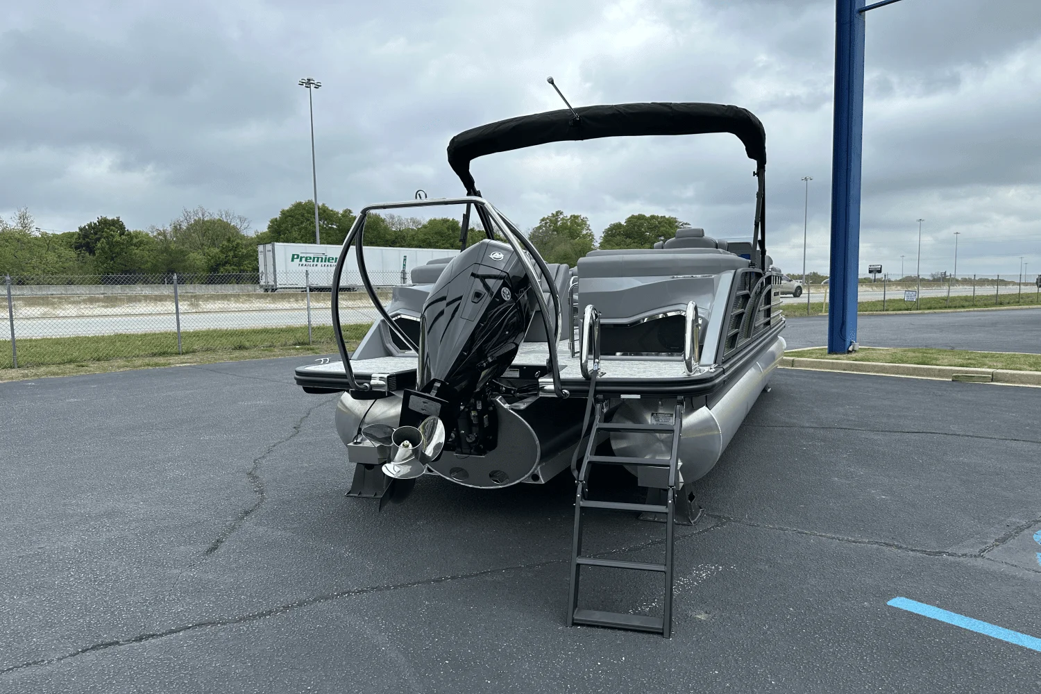 2025 Bennington 23 RFB Image Thumbnail #3