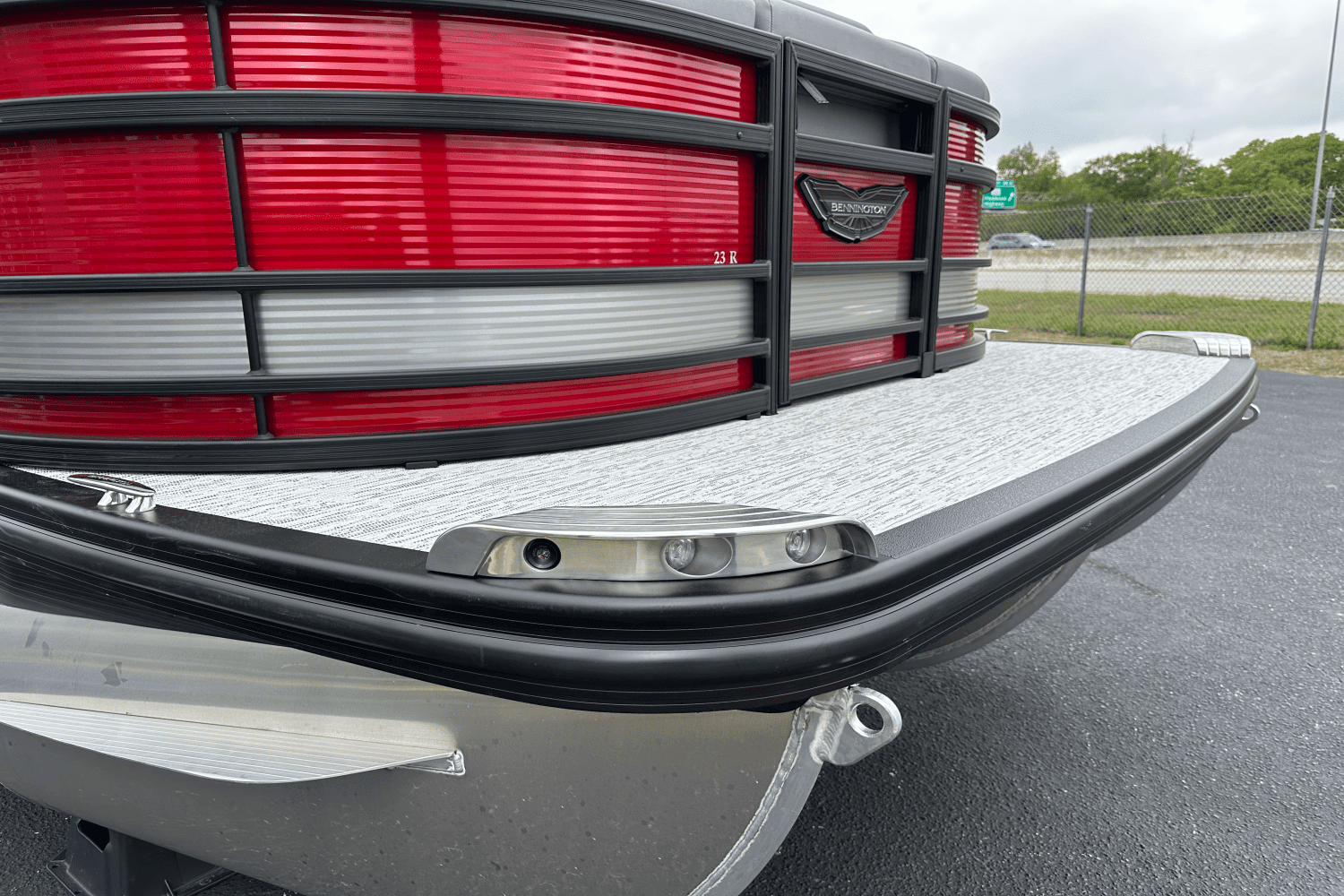 2025 Bennington 23 RFB Image Thumbnail #2