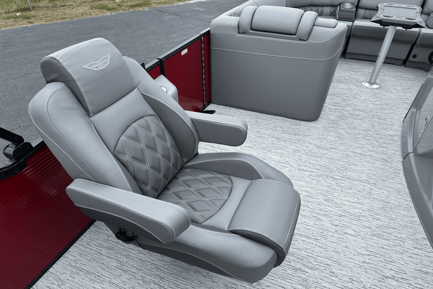 2025 Bennington 23 RFB Image Thumbnail #11