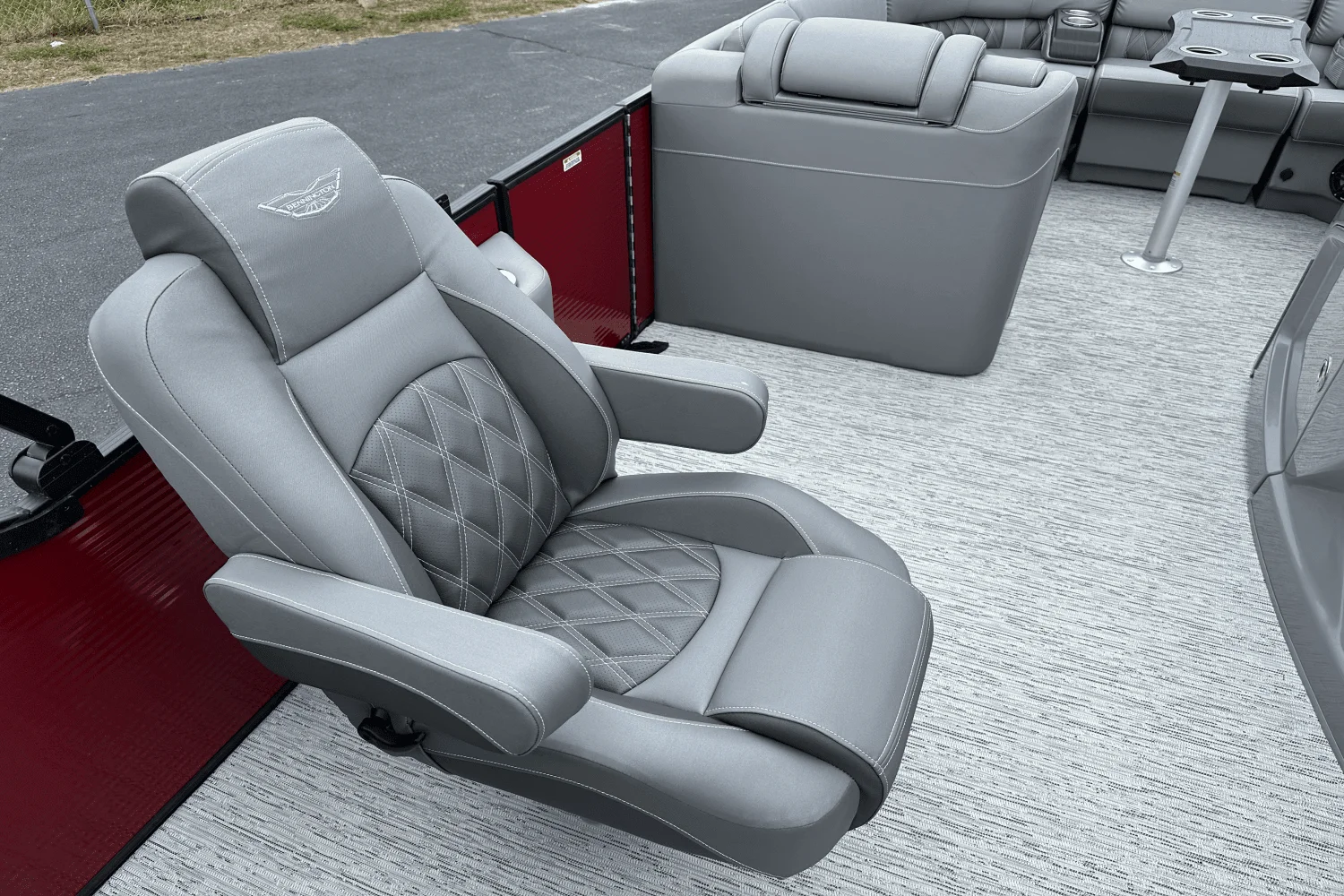 2025 Bennington 23 RFB Image Thumbnail #11