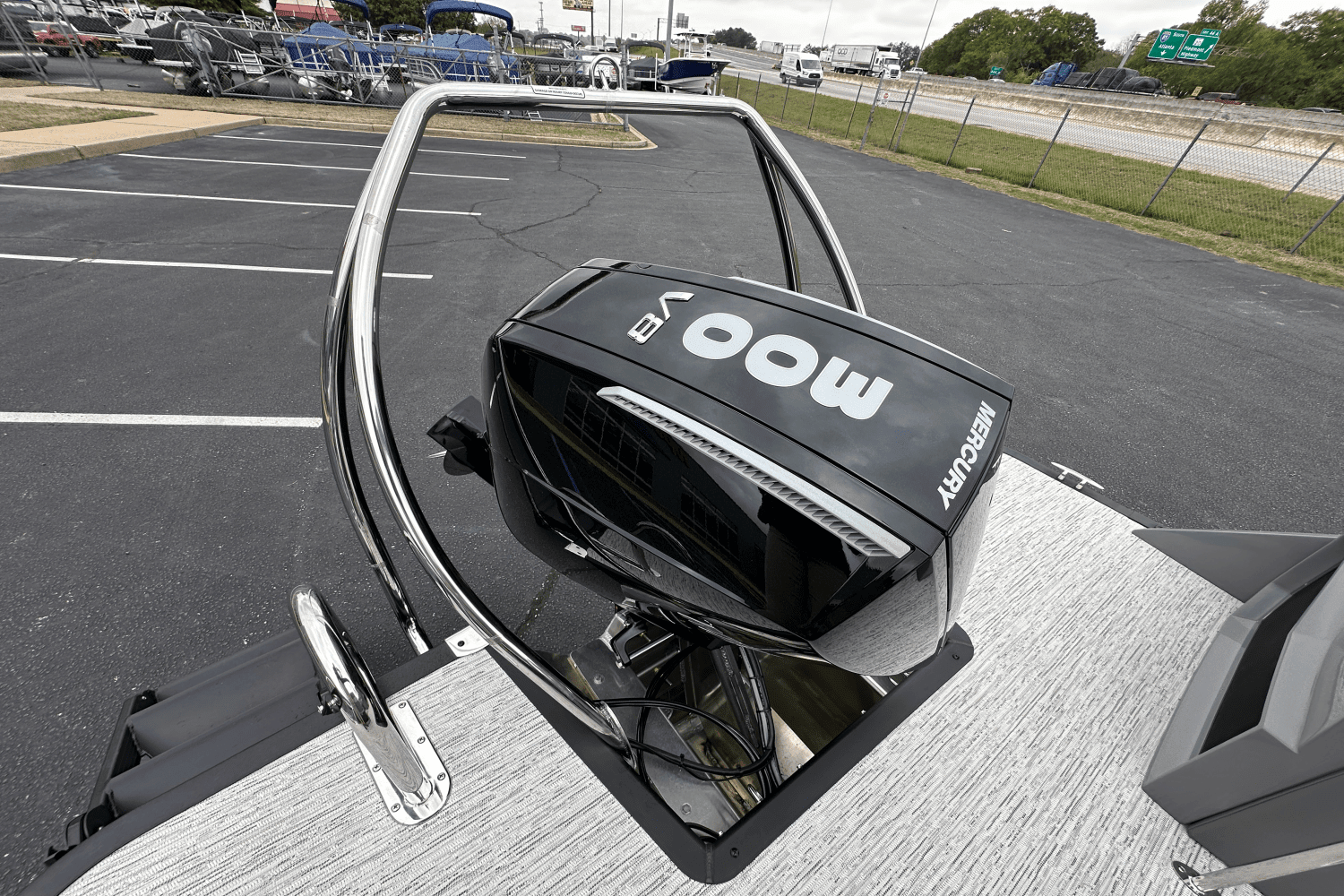 2025 Bennington 23 RFB Image Thumbnail #5