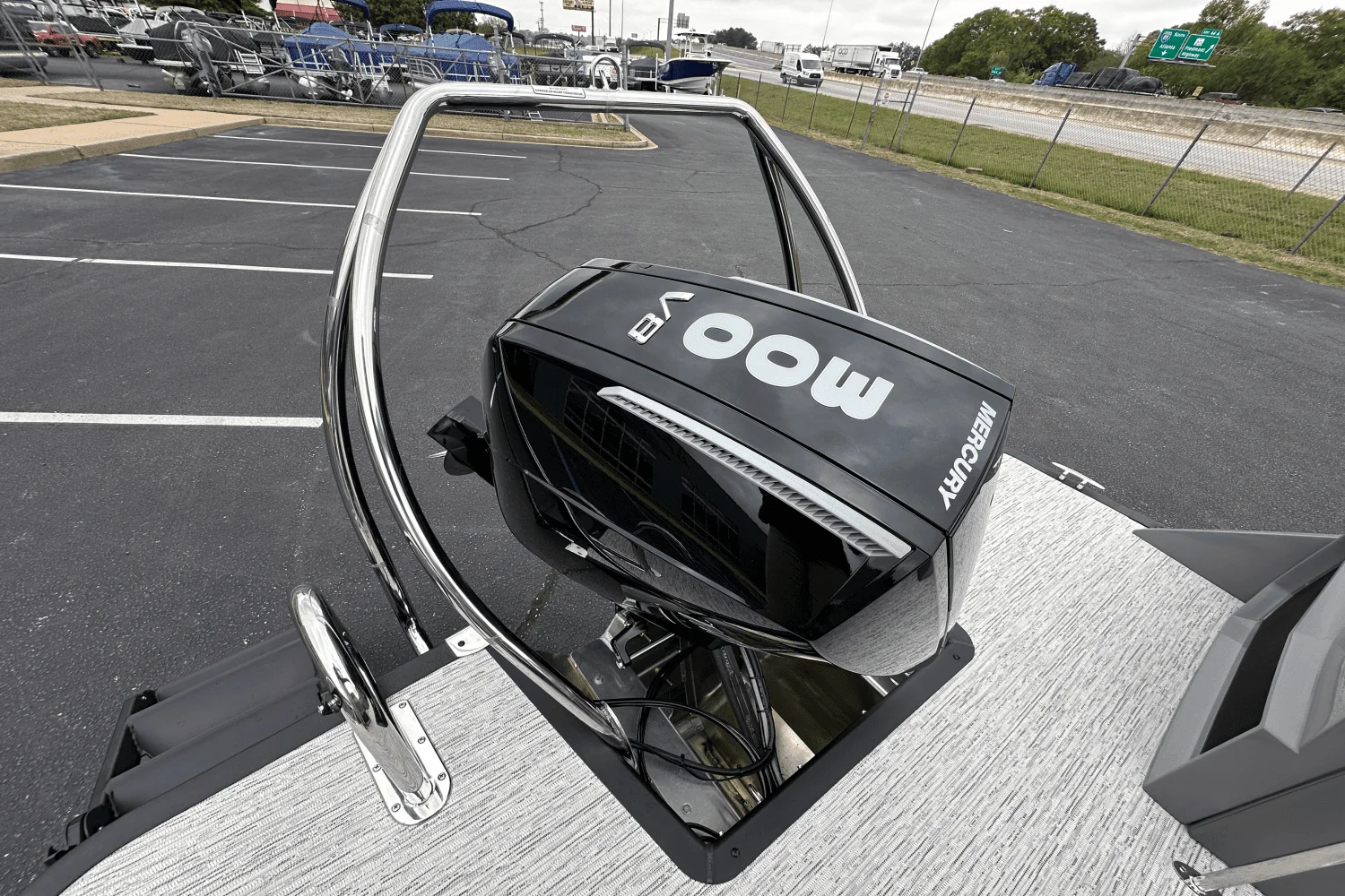 2025 Bennington 23 RFB Image Thumbnail #5