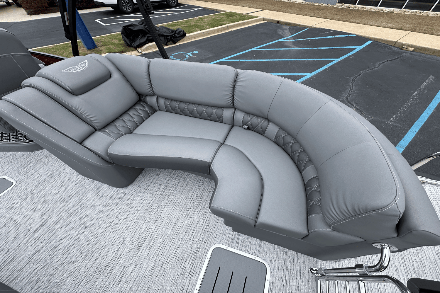 2025 Bennington 23 RFB Image Thumbnail #8