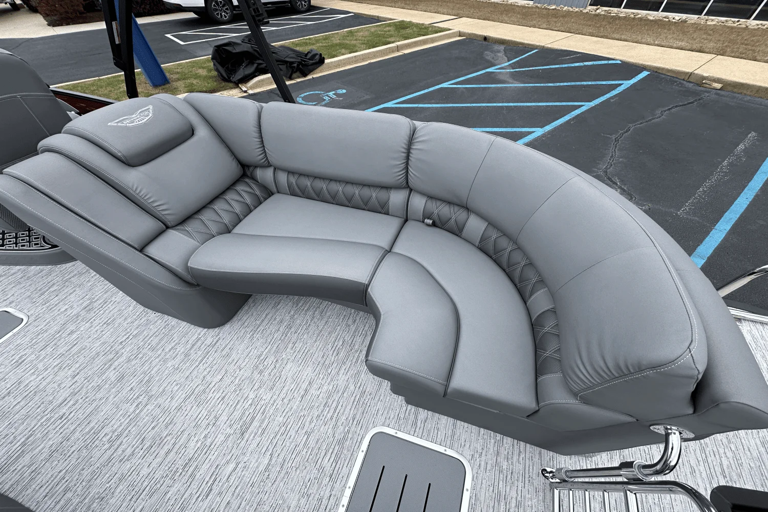 2025 Bennington 23 RFB Image Thumbnail #8