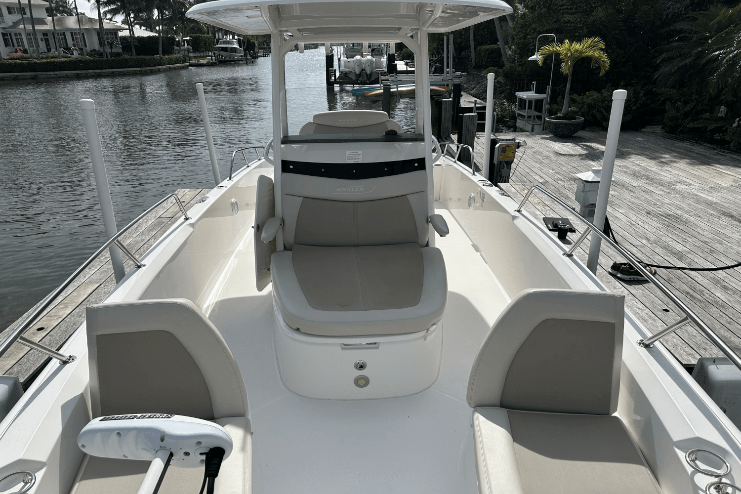 2019 Boston Whaler 270 DAUNTLESS Image Thumbnail #31
