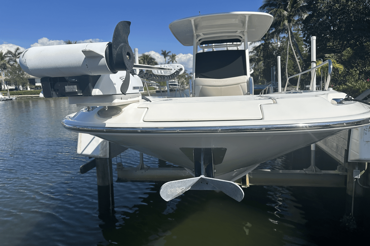 2019 Boston Whaler 270 DAUNTLESS Image Thumbnail #1