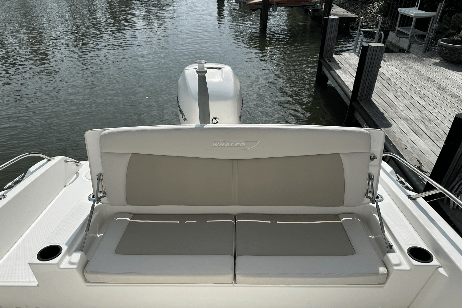 2019 Boston Whaler 270 DAUNTLESS Image Thumbnail #13