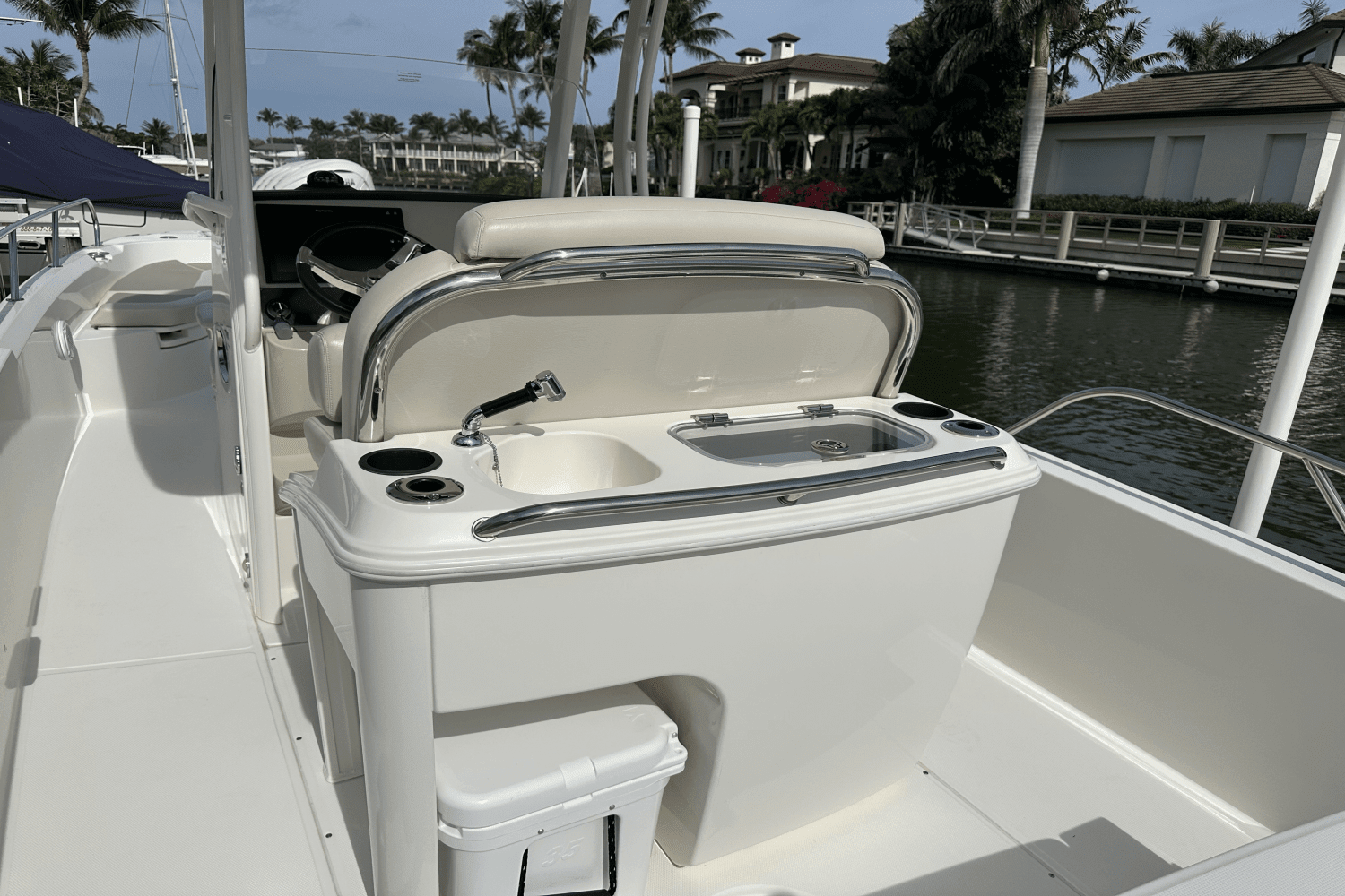 2019 Boston Whaler 270 DAUNTLESS Image Thumbnail #19
