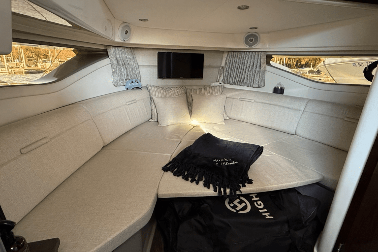 2020 Sea Ray 320 Image Thumbnail #19