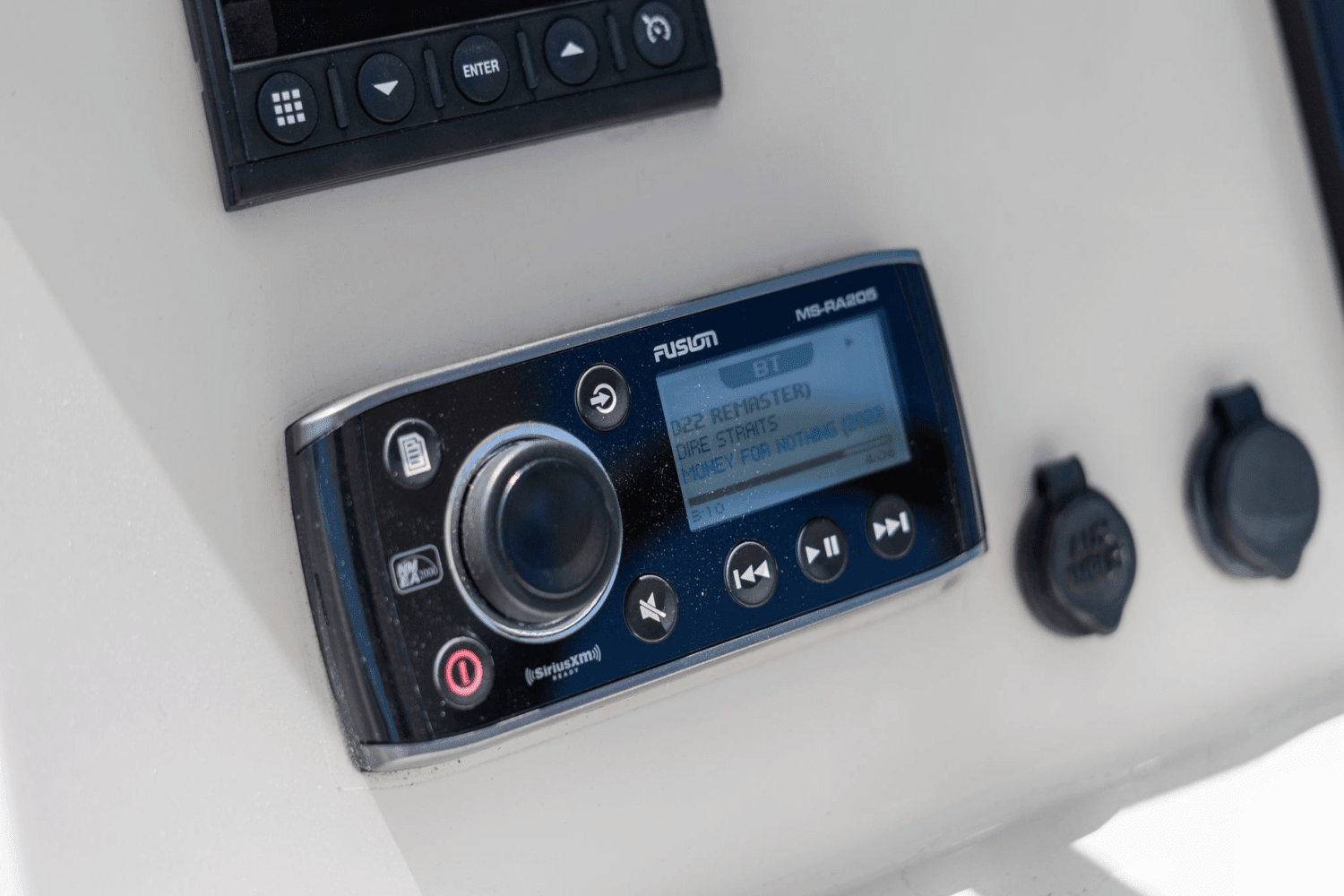 2018 Boston Whaler 270 VANTAGE Image Thumbnail #24