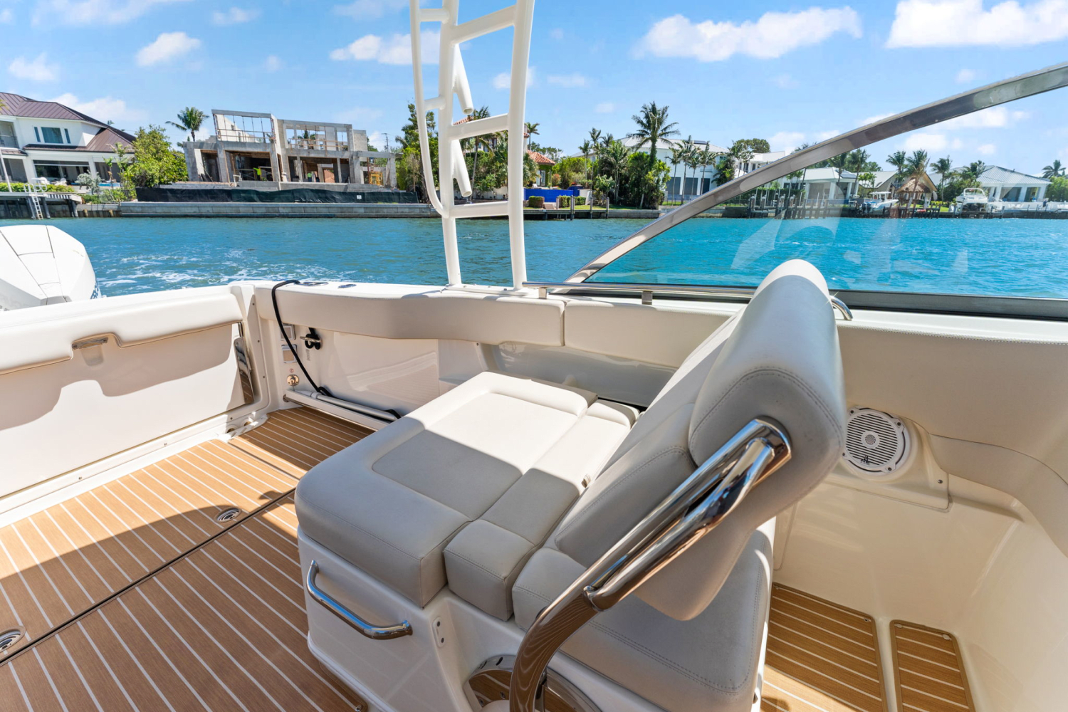2018 Boston Whaler 270 VANTAGE Image Thumbnail #29