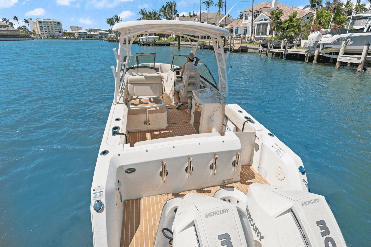 2018 Boston Whaler 270 VANTAGE Image Thumbnail #6