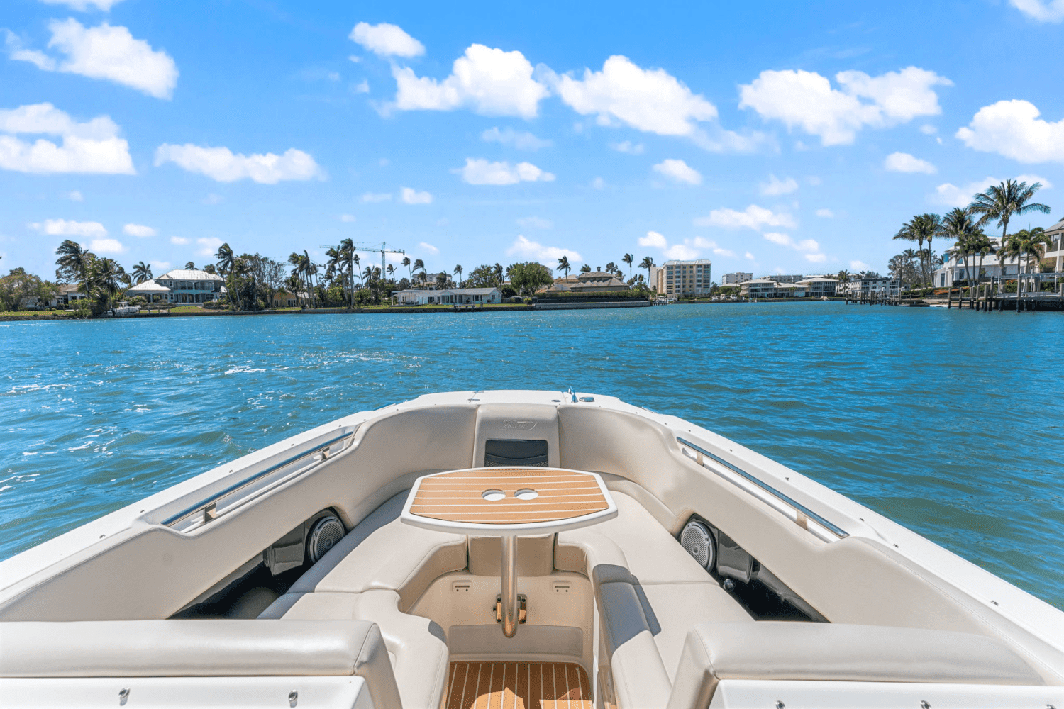 2018 Boston Whaler 270 VANTAGE Image Thumbnail #10