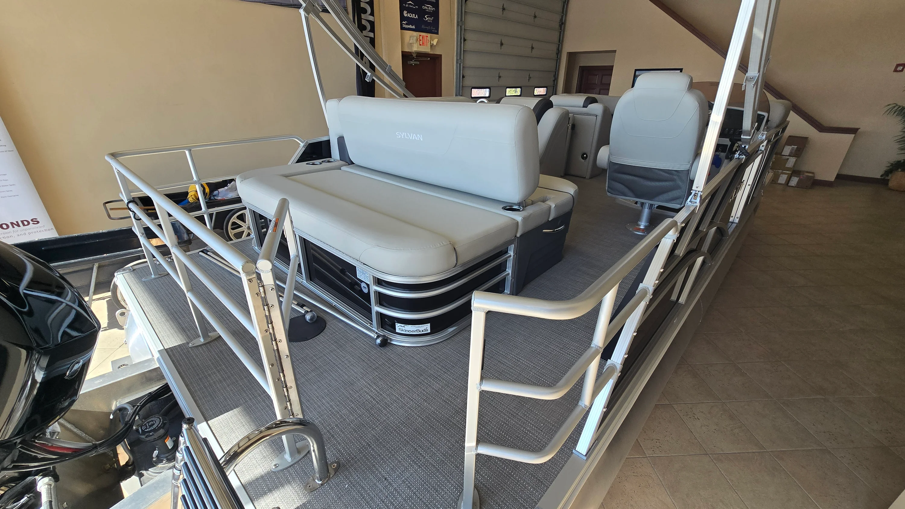 2025 Sylvan MIRAGE 822 Image Thumbnail #4