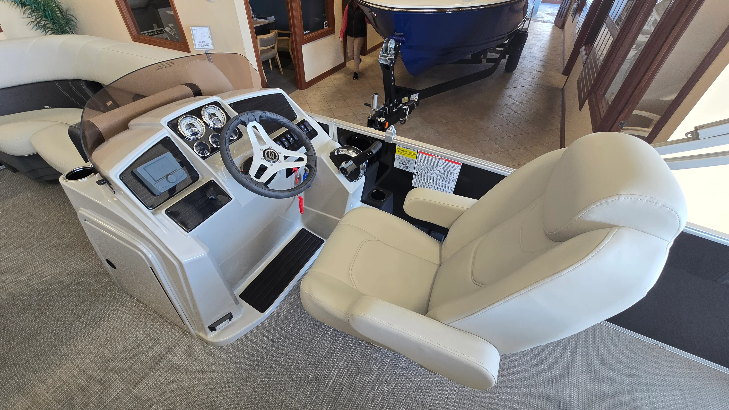 2025 Sylvan MIRAGE 822 Image Thumbnail #10