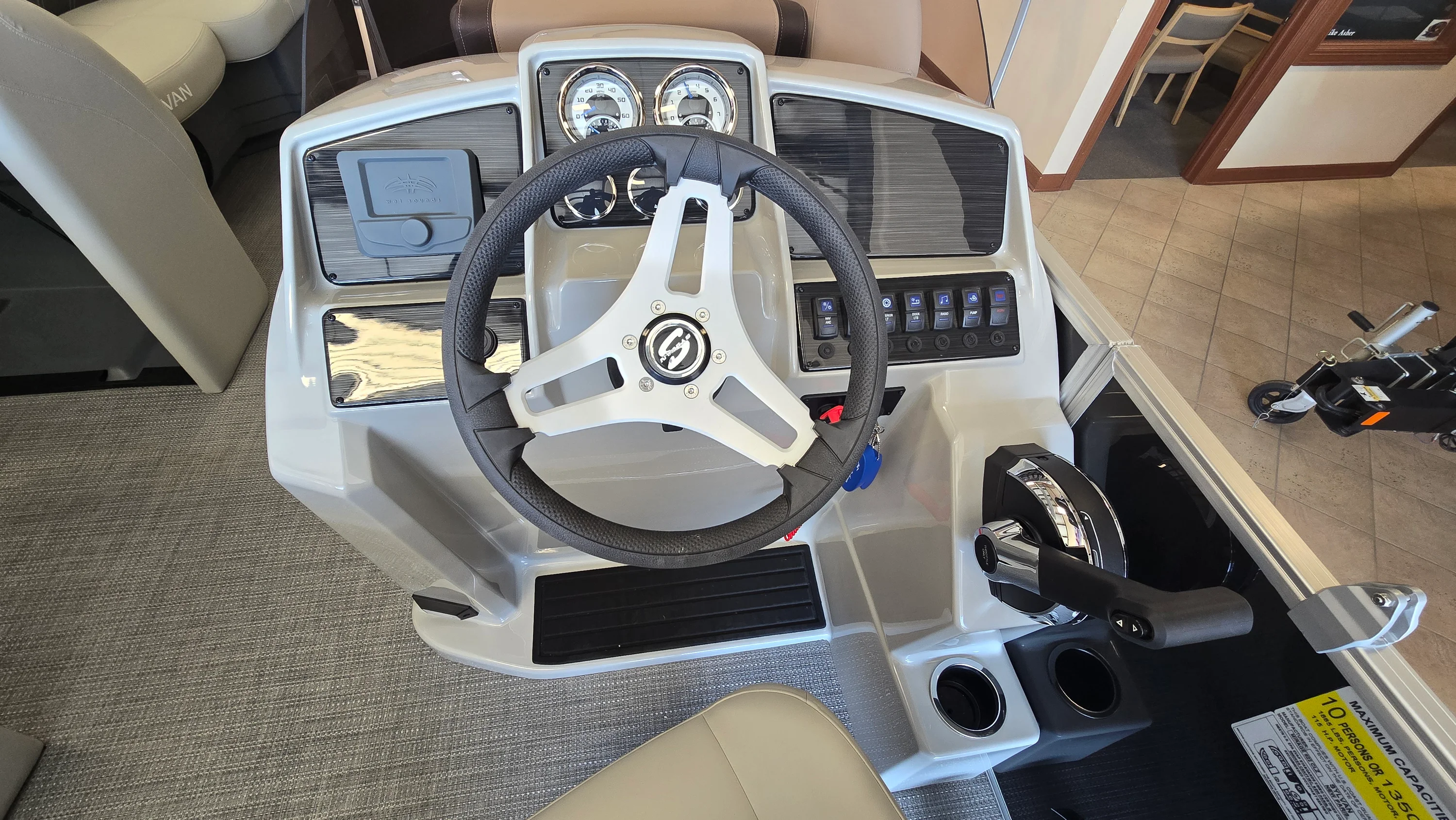 2025 Sylvan MIRAGE 822 Image Thumbnail #17