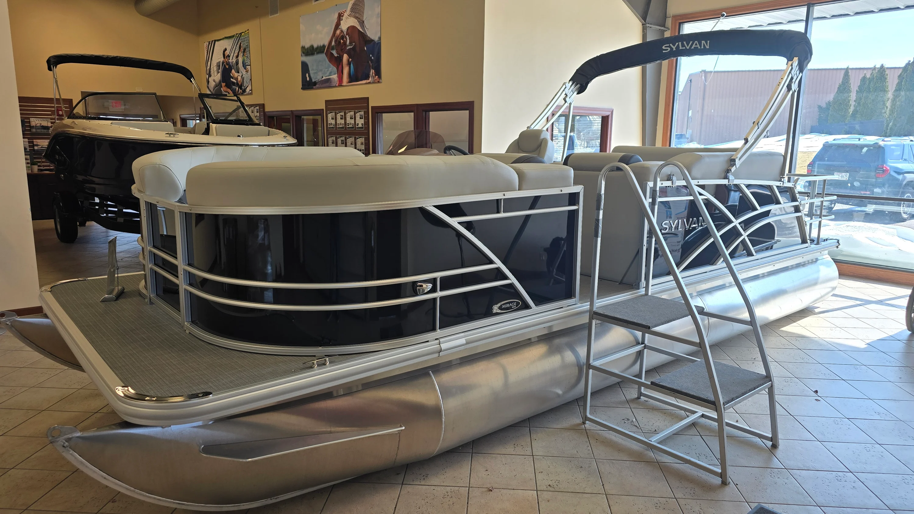 2025 Sylvan MIRAGE 822 Image Thumbnail #0