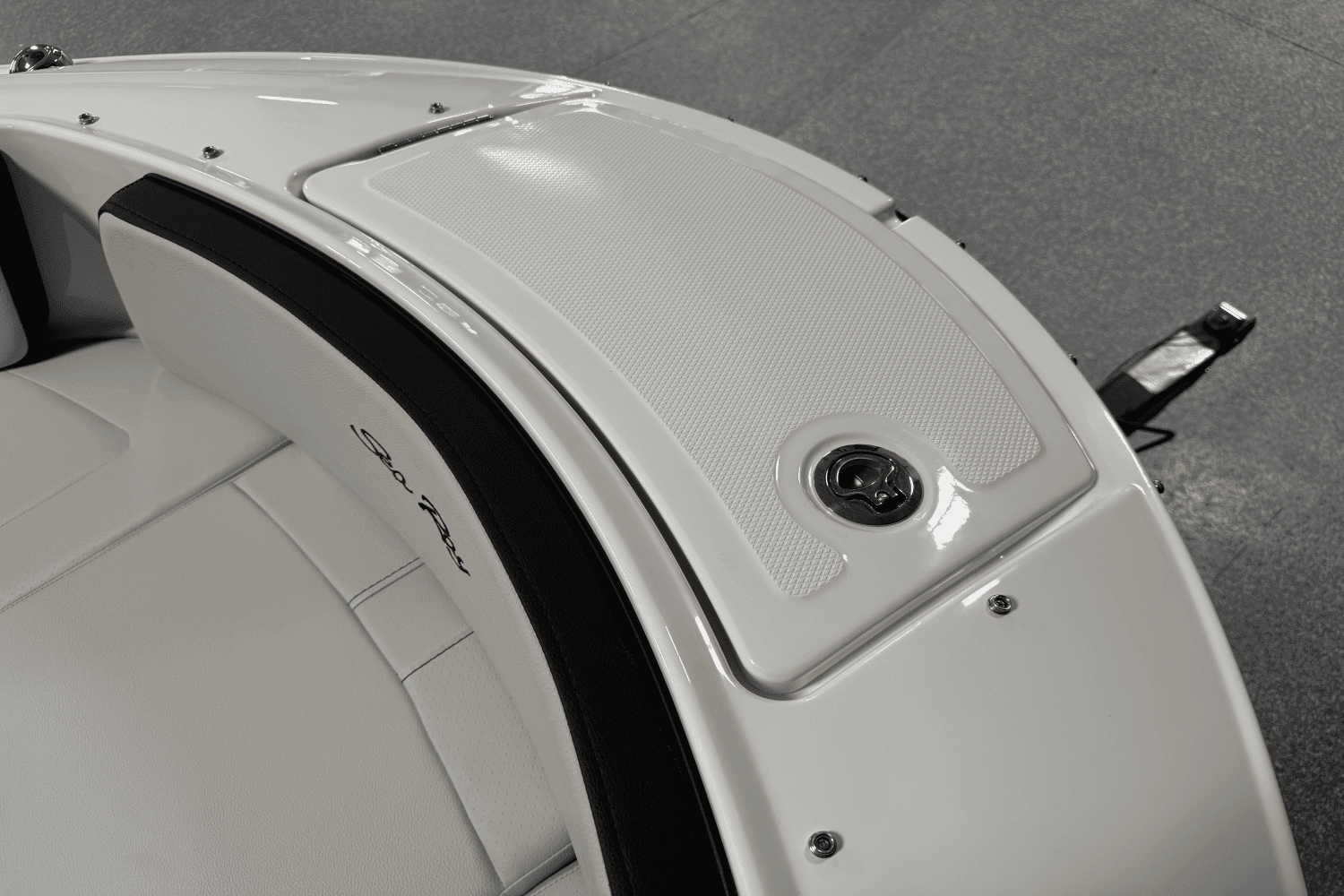 2025 Sea Ray SPX 210 Outboard Image Thumbnail #81