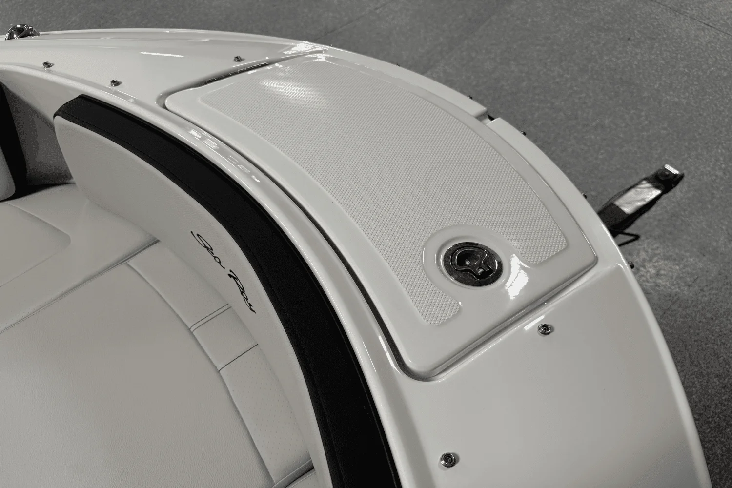 2025 Sea Ray SPX 210 Outboard Image Thumbnail #81