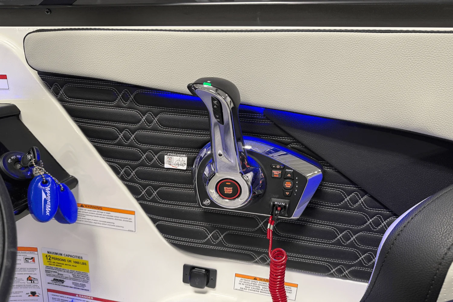 2025 Sea Ray SPX 210 Outboard Image Thumbnail #70