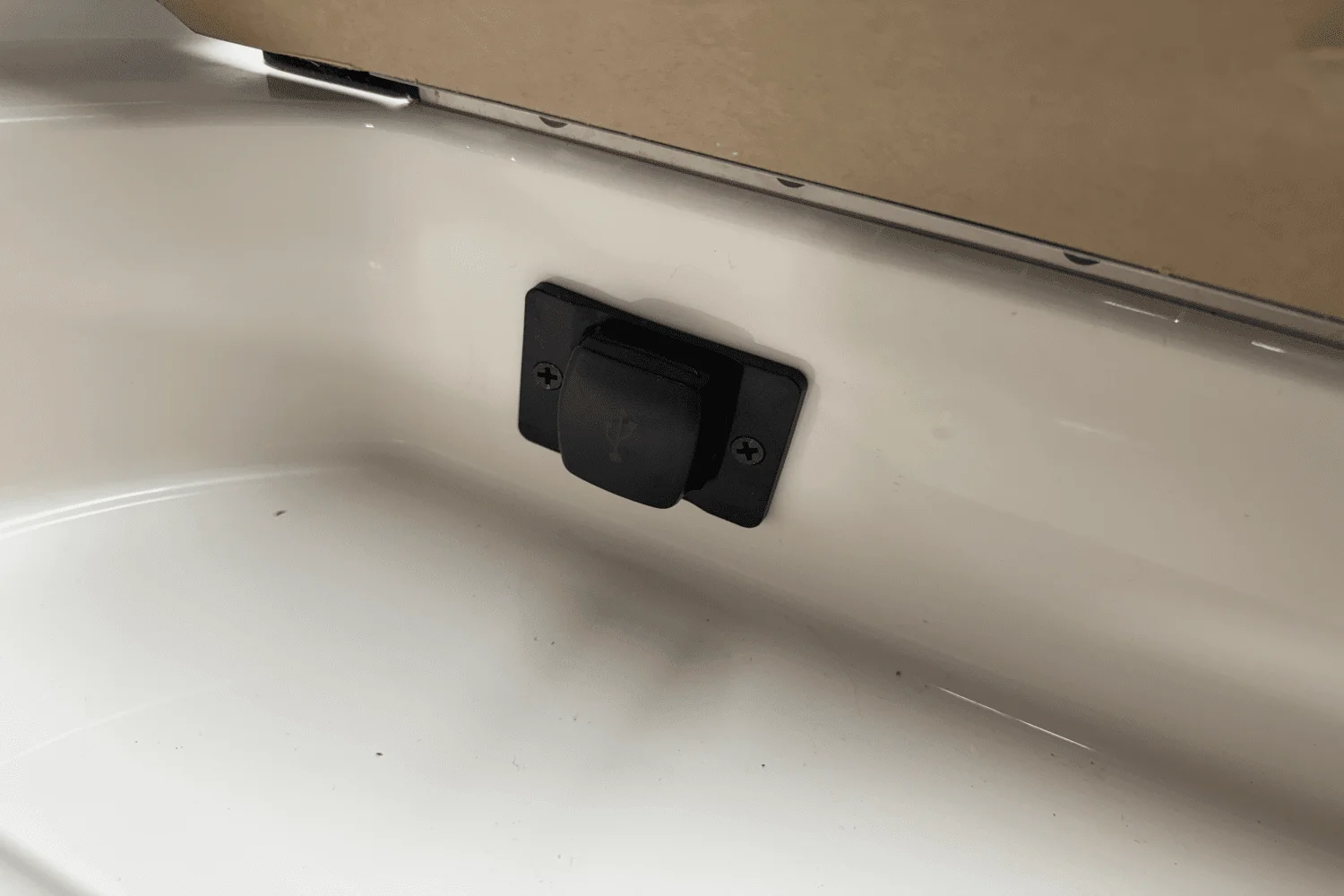 2025 Sea Ray SPX 210 Outboard Image Thumbnail #55