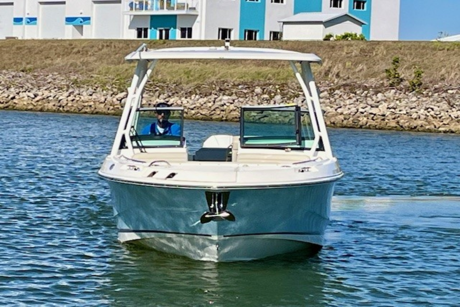 2021 Boston Whaler 240 VANTAGE Image Thumbnail #8