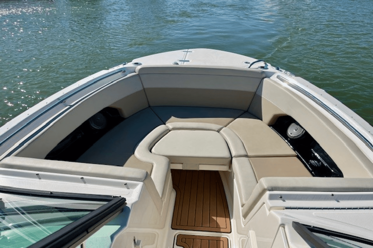 2021 Boston Whaler 240 VANTAGE Image Thumbnail #17