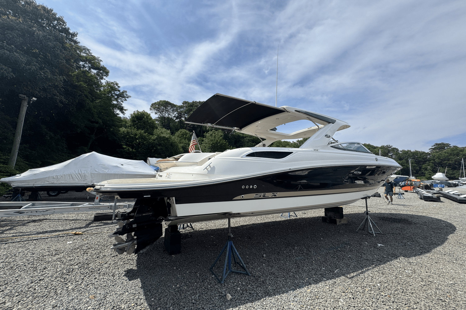 2015 Sea Ray 350 SLX Image Thumbnail #1