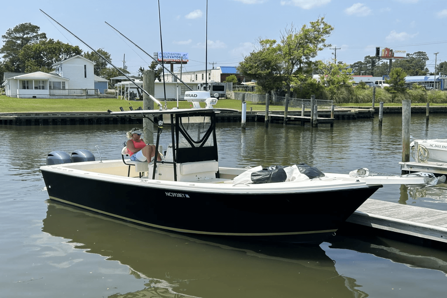 2000 Parker Marine 2501 Image Thumbnail #9