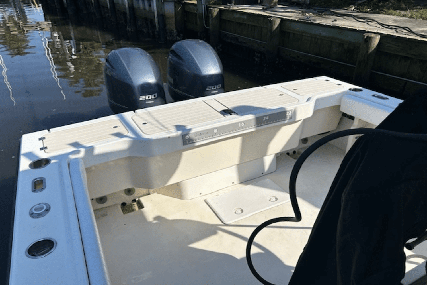 2000 Parker Marine 2501 Image Thumbnail #12