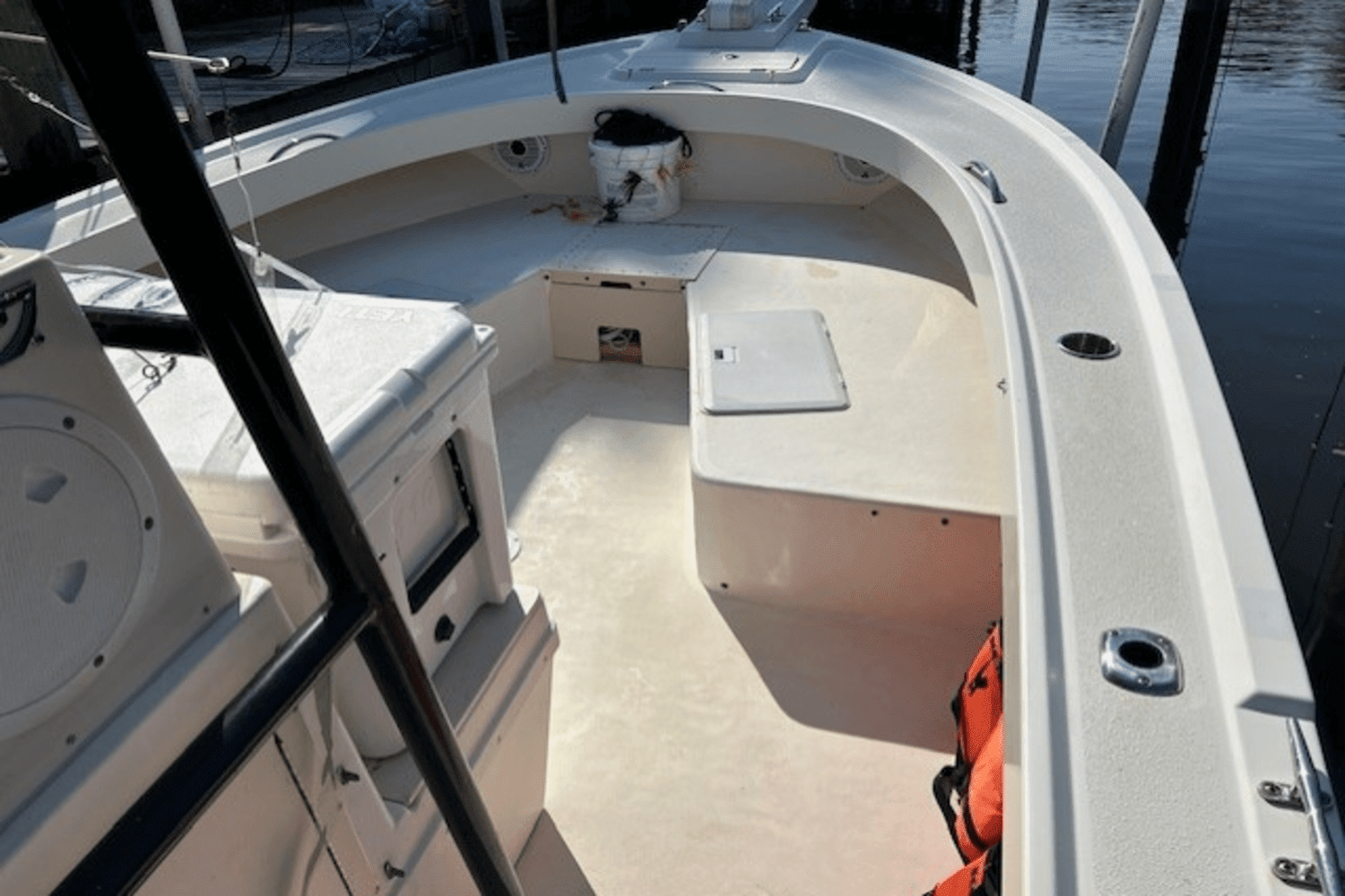2000 Parker Marine 2501 Image Thumbnail #11