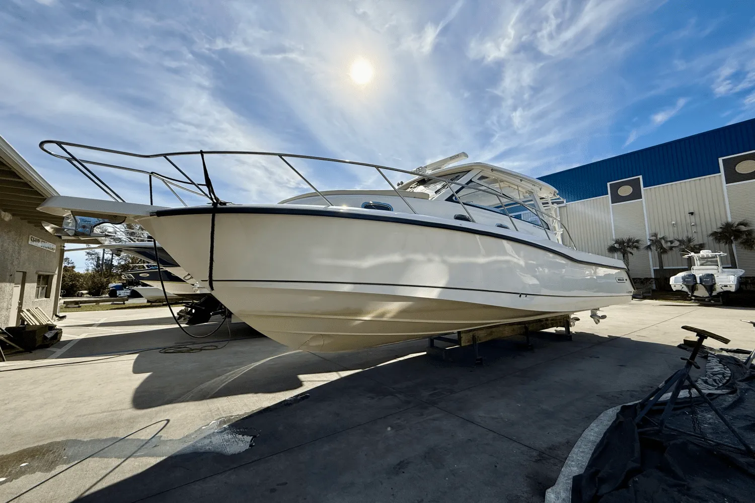 2015 Boston Whaler 345 CONQUEST Image Thumbnail #2