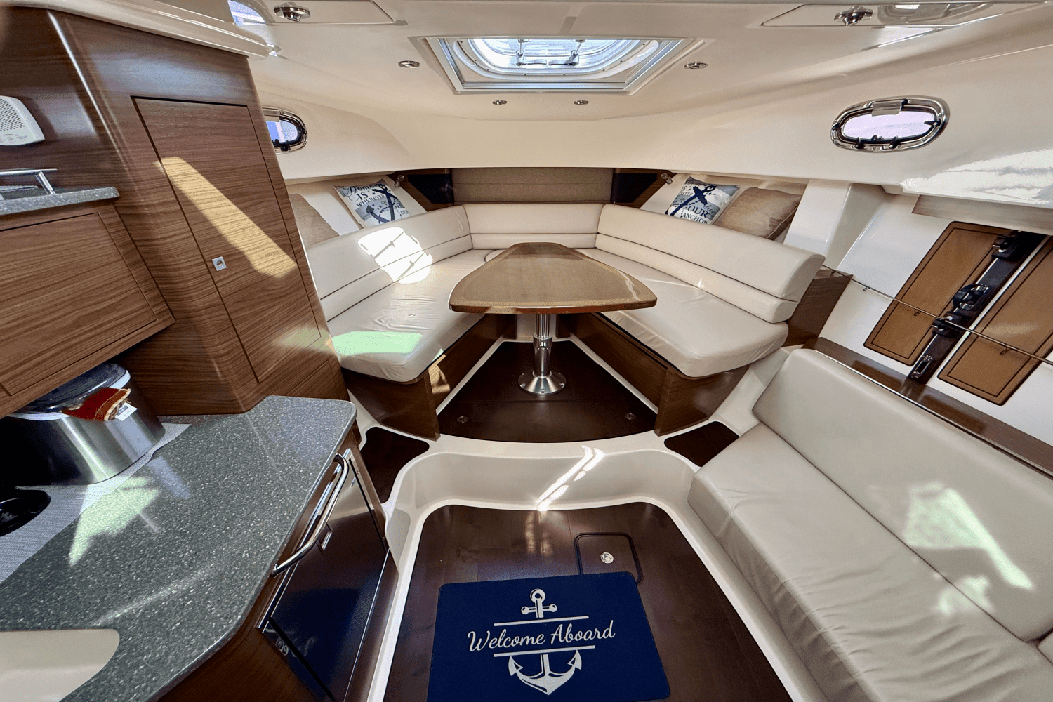 2015 Boston Whaler 345 CONQUEST Image Thumbnail #34