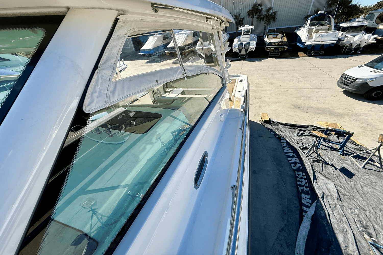 2015 Boston Whaler 345 CONQUEST Image Thumbnail #8