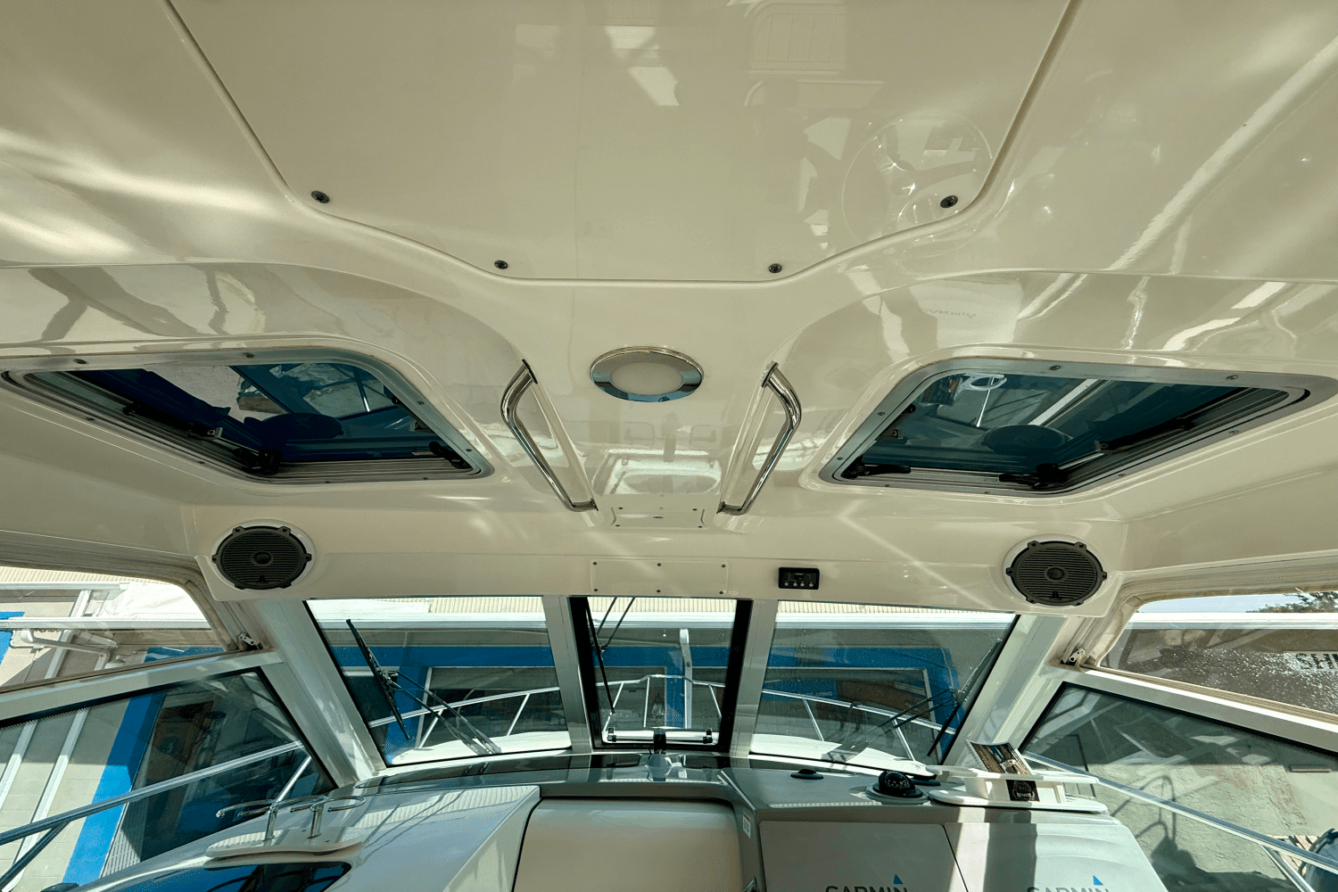 2015 Boston Whaler 345 CONQUEST Image Thumbnail #23