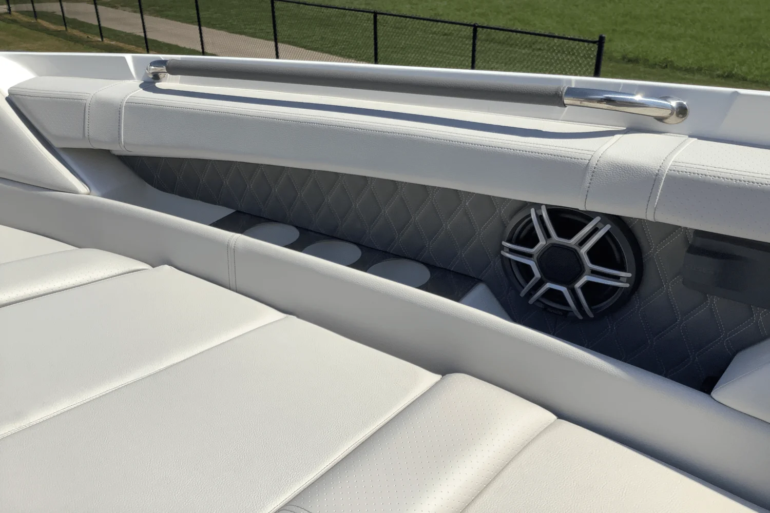 2026 Sea Ray SLX 350 Image Thumbnail #43