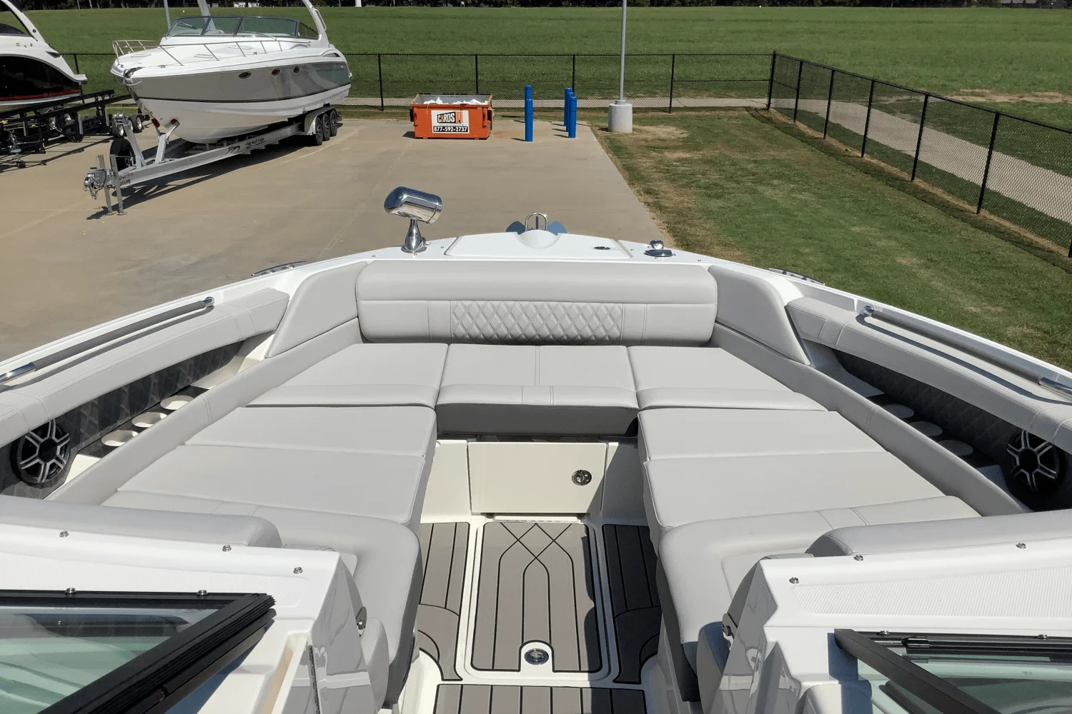 2026 Sea Ray SLX 350 Image Thumbnail #39