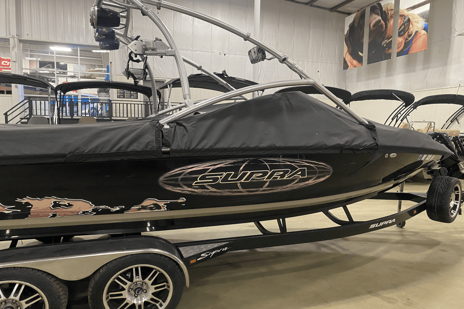2009 Supra
                                                             24SSV WORLDS EDITION Image Thumbnail #6