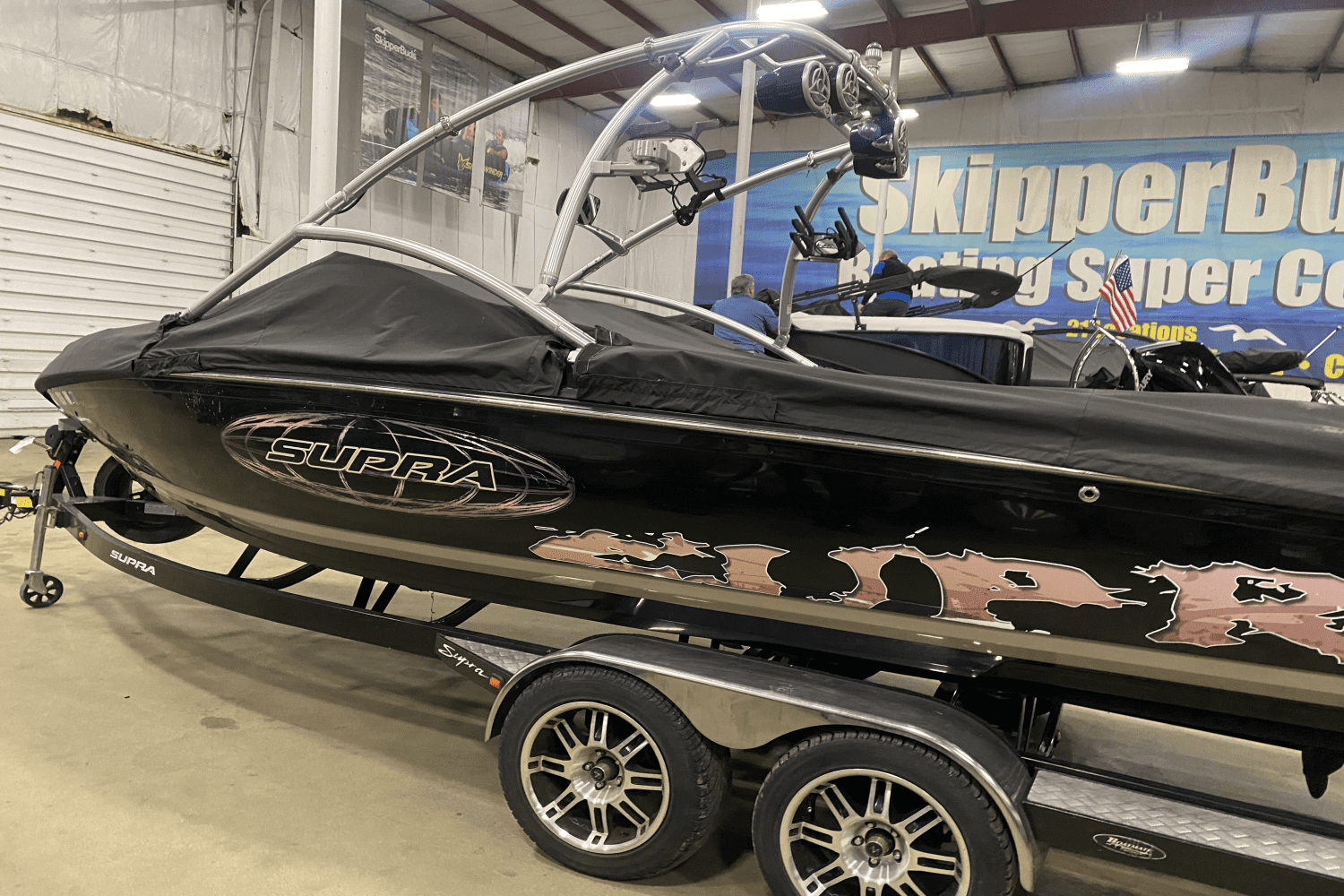 2009 Supra
                                                             24SSV WORLDS EDITION Image Thumbnail #11