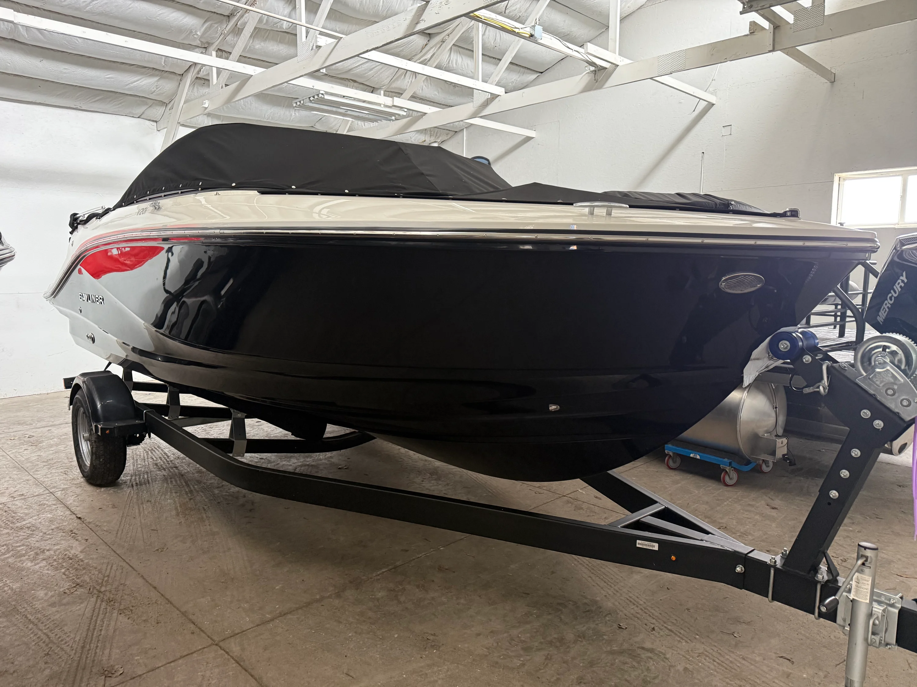 2025 Bayliner V20I Image Thumbnail #4