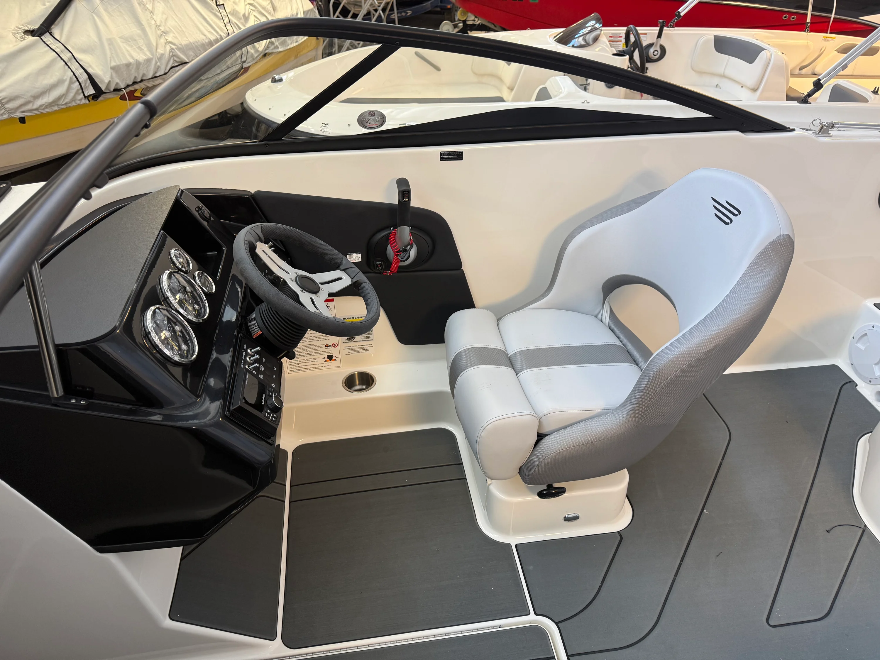 2025 Bayliner V20I Image Thumbnail #9
