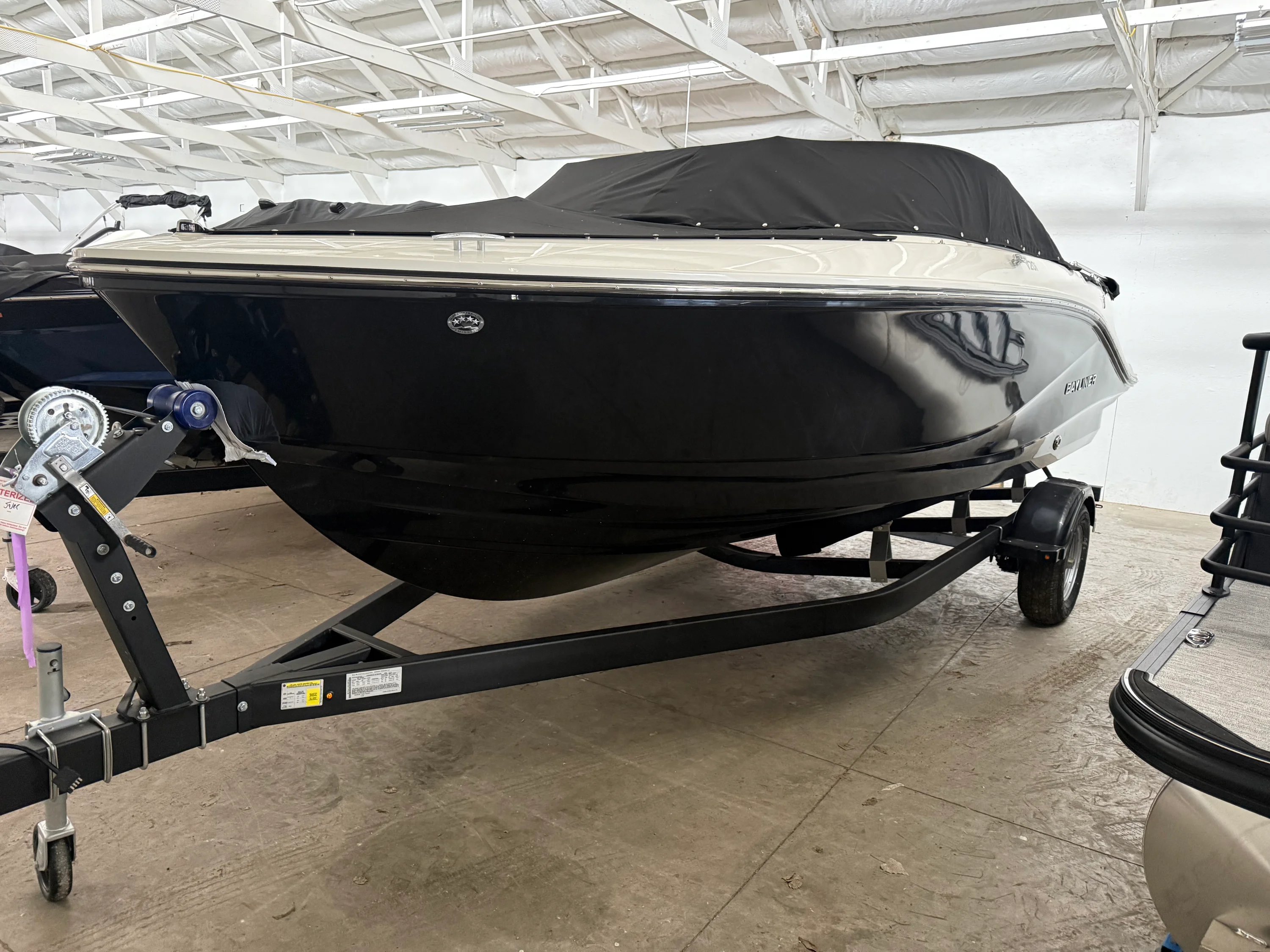 2025 Bayliner V20I Image Thumbnail #3