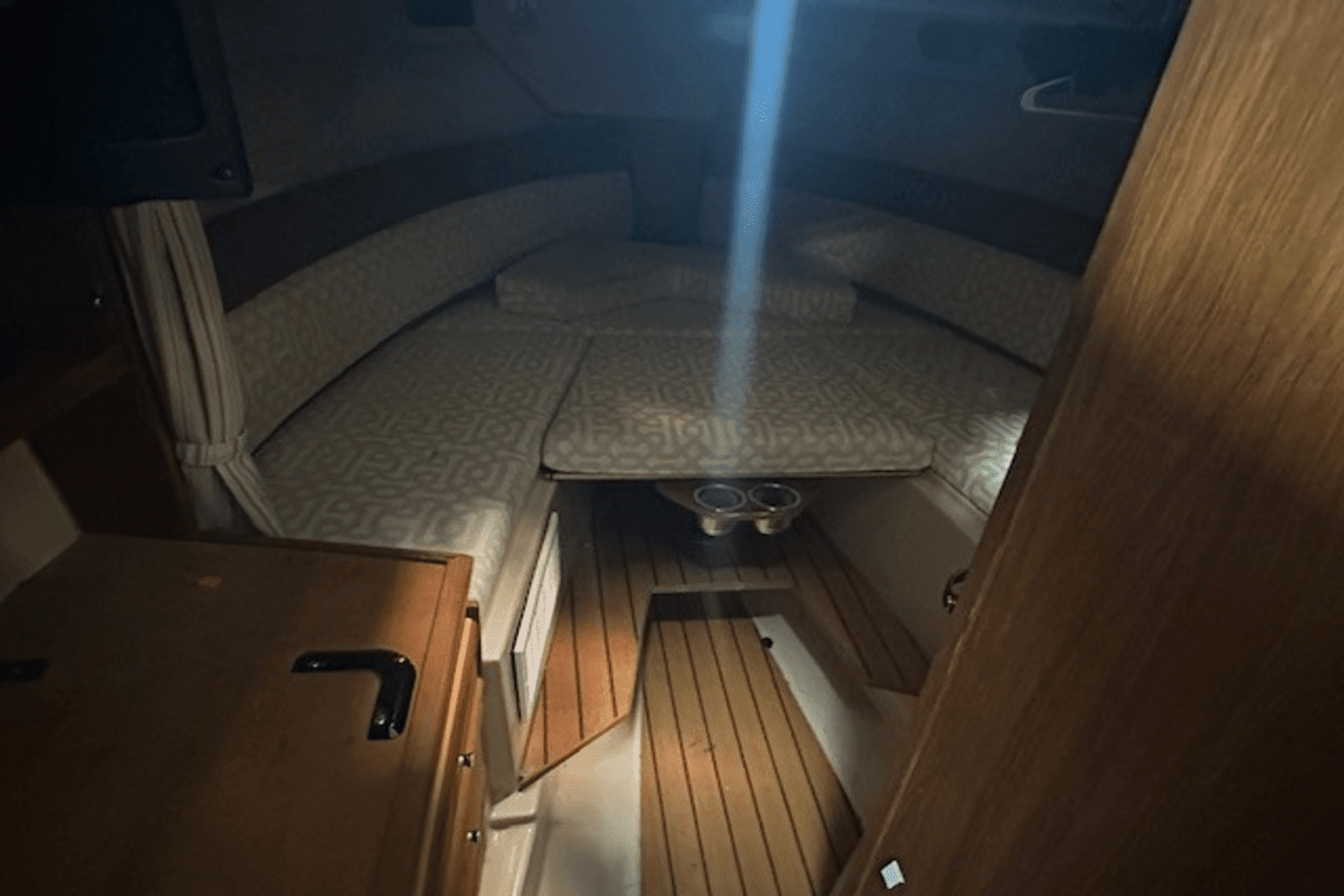 2019 Ranger
                                                             R27 LE Image Thumbnail #24