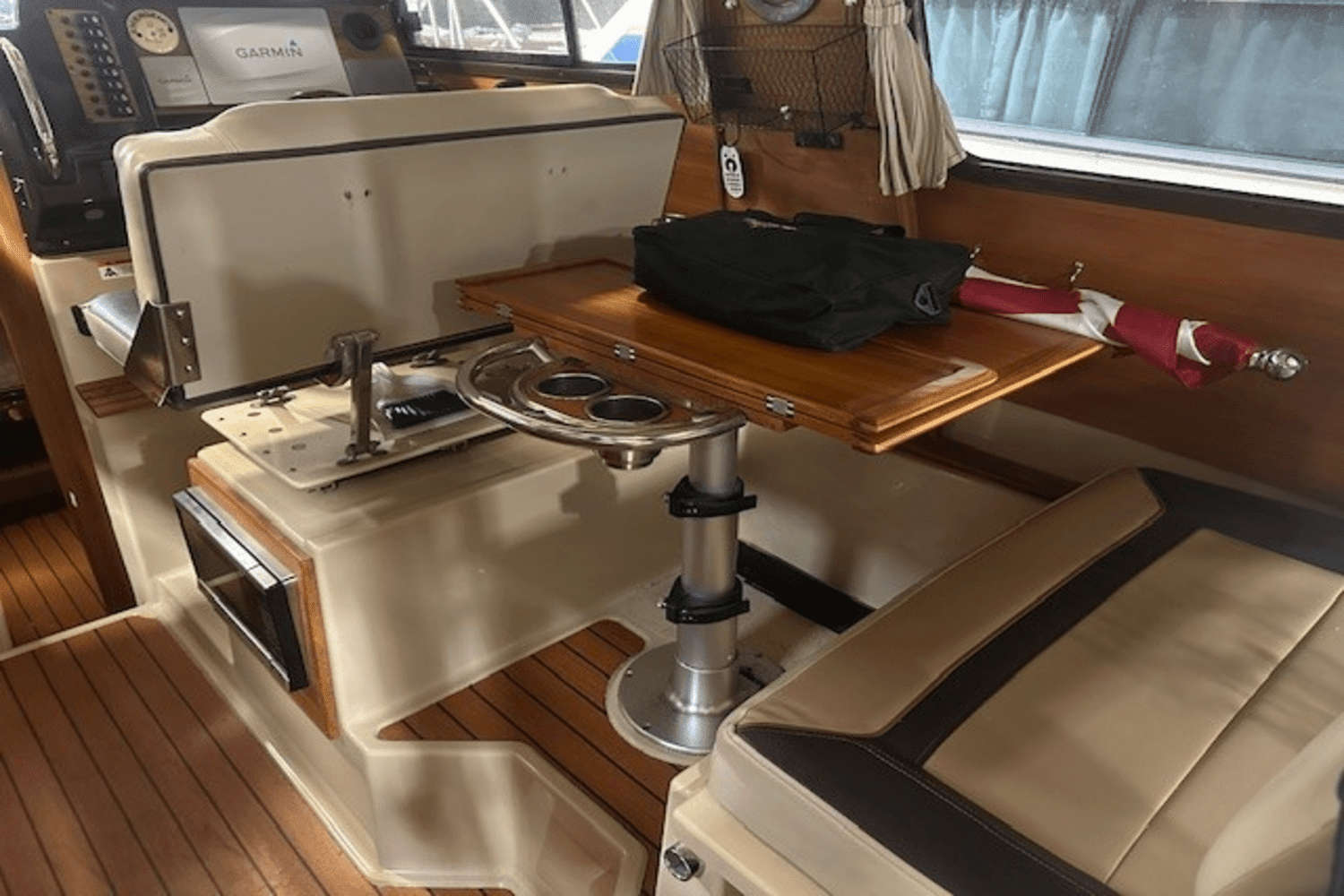 2019 Ranger
                                                             R27 LE Image Thumbnail #8
