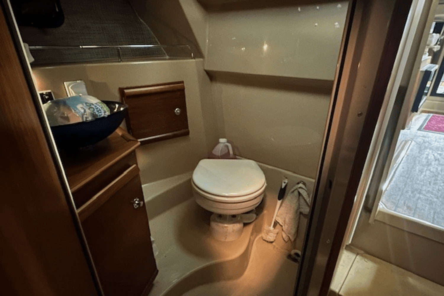 2019 Ranger
                                                             R27 LE Image Thumbnail #27