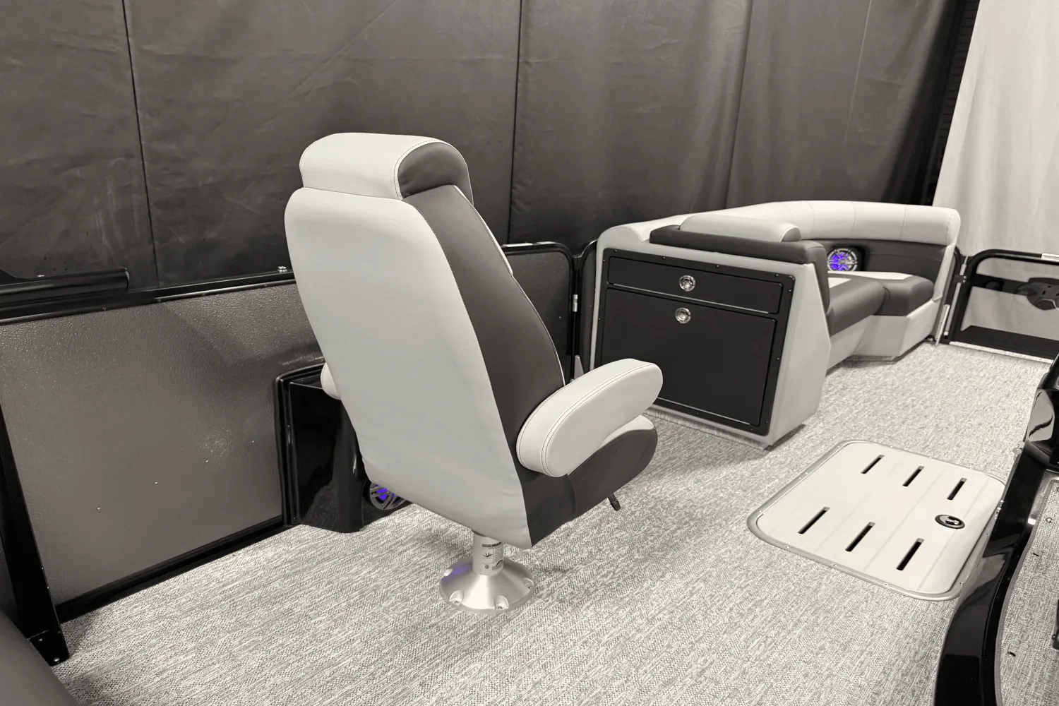 2025 Premier 230 Sunsation Image Thumbnail #38