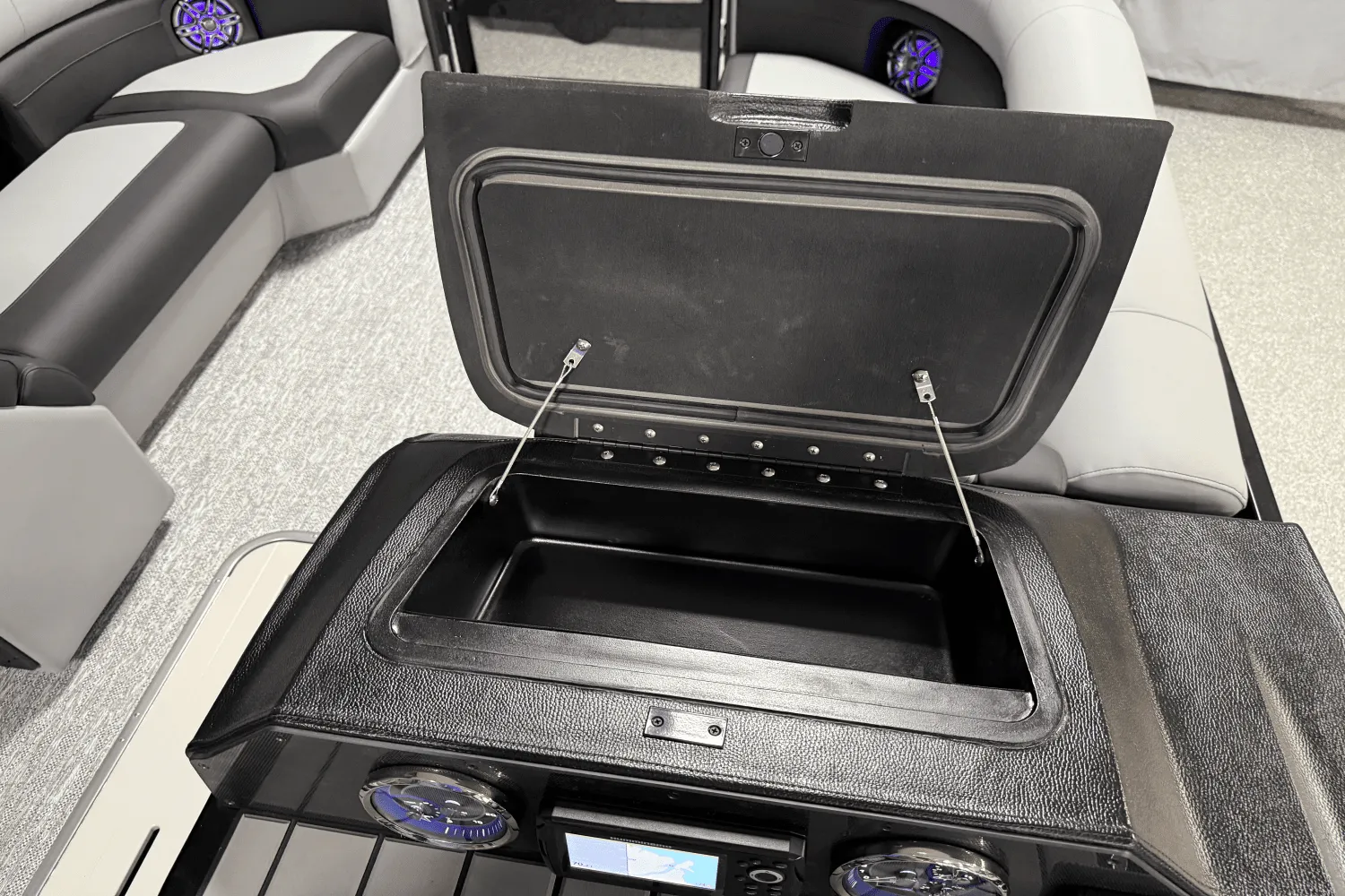 2025 Premier 230 Sunsation Image Thumbnail #58