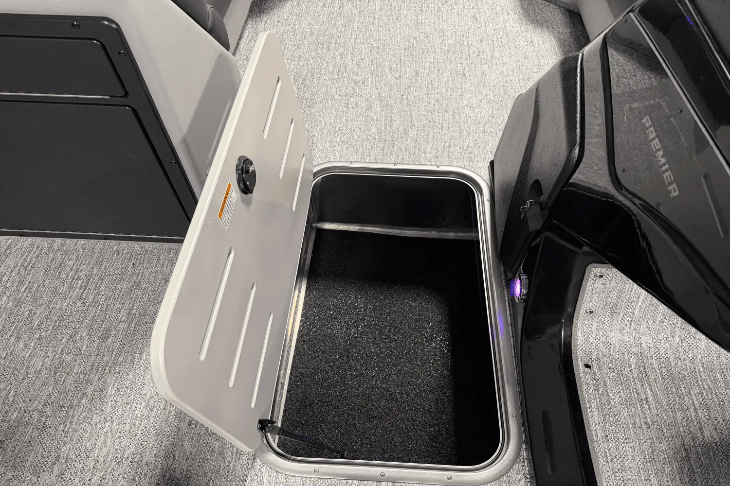 2025 Premier 230 Sunsation Image Thumbnail #42