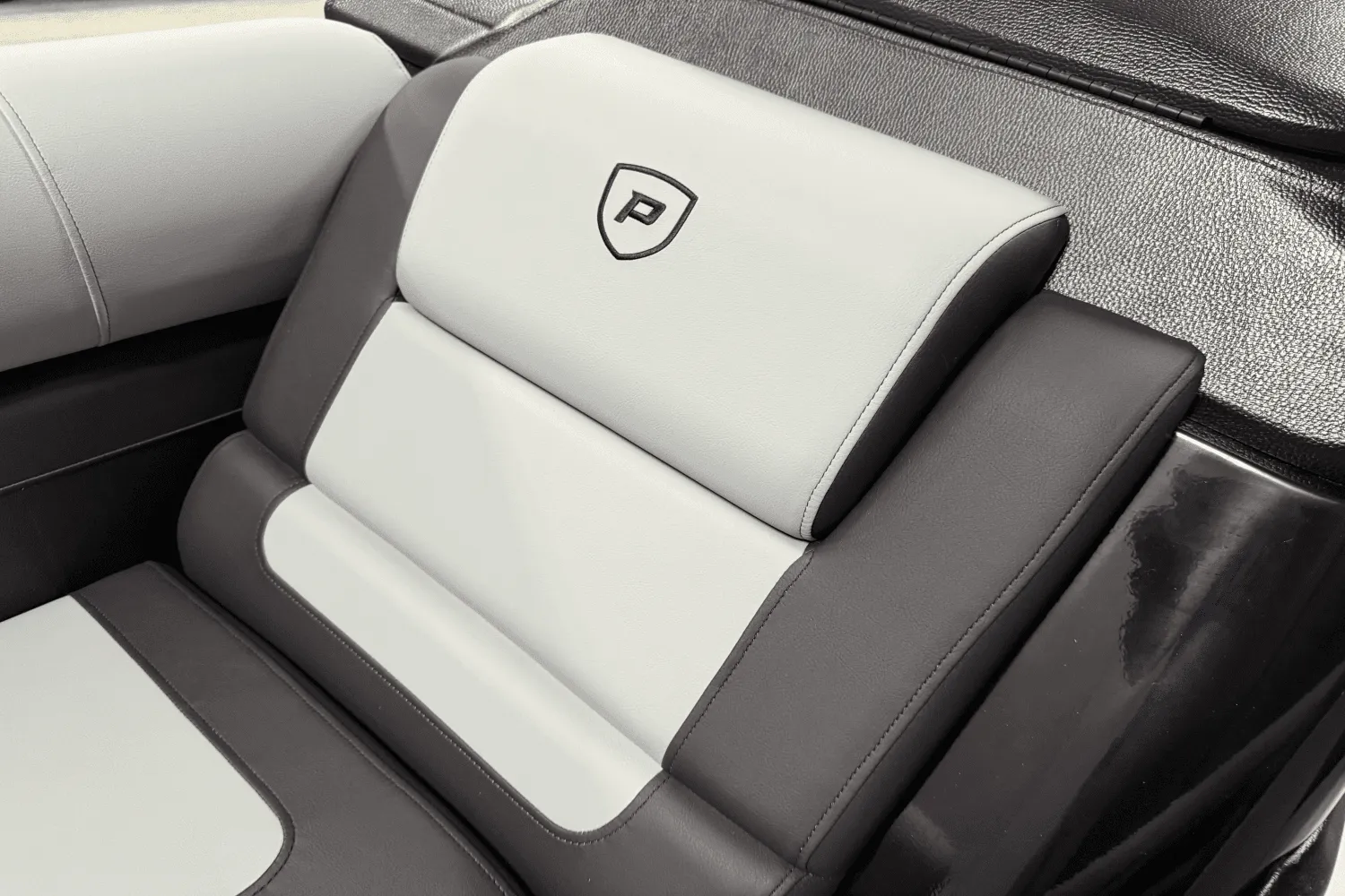 2025 Premier 230 Sunsation Image Thumbnail #77